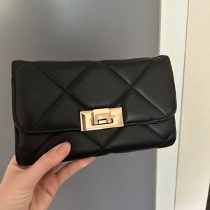 Black forever 21 purse